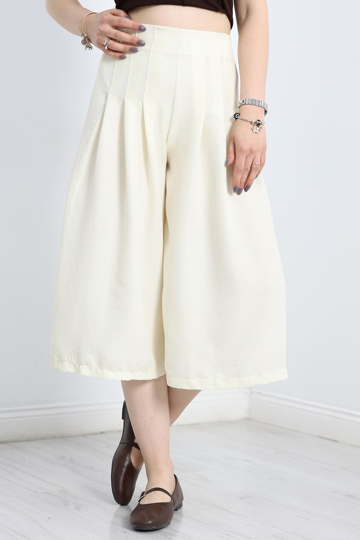 Fashi10 Pileli Bermuda Pantolon Ekru