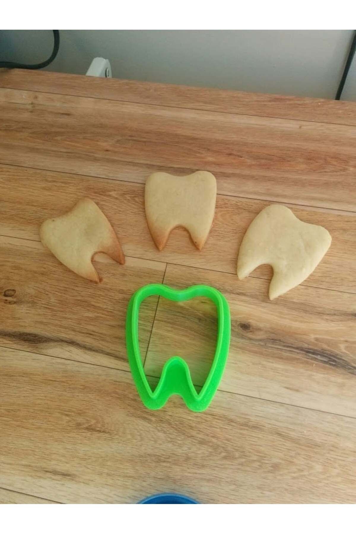 Lucest Diş Çerez Kesici (Plastik Aparattır!!!)
