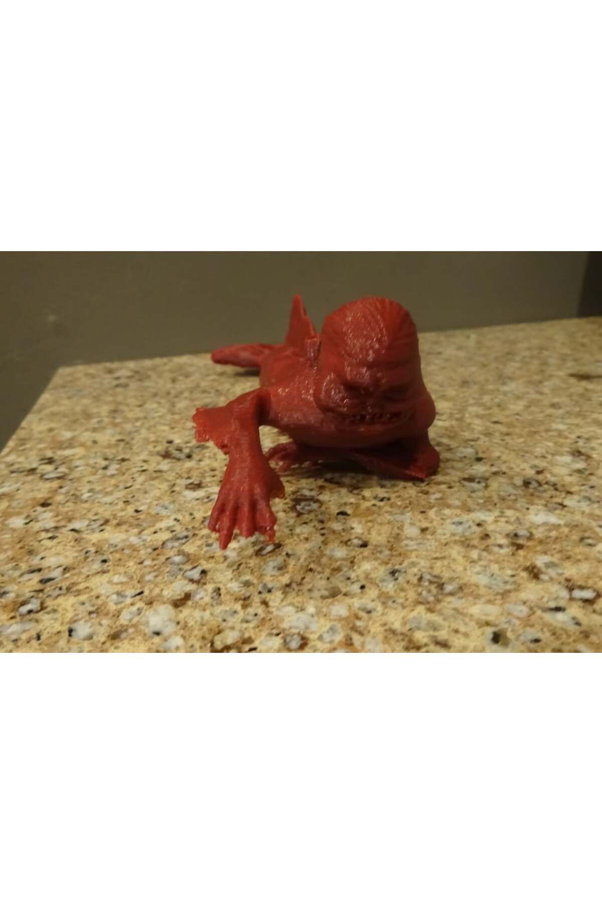 Lucest Ormandaki kulübe Merman (Plastik Aparattır!!!)