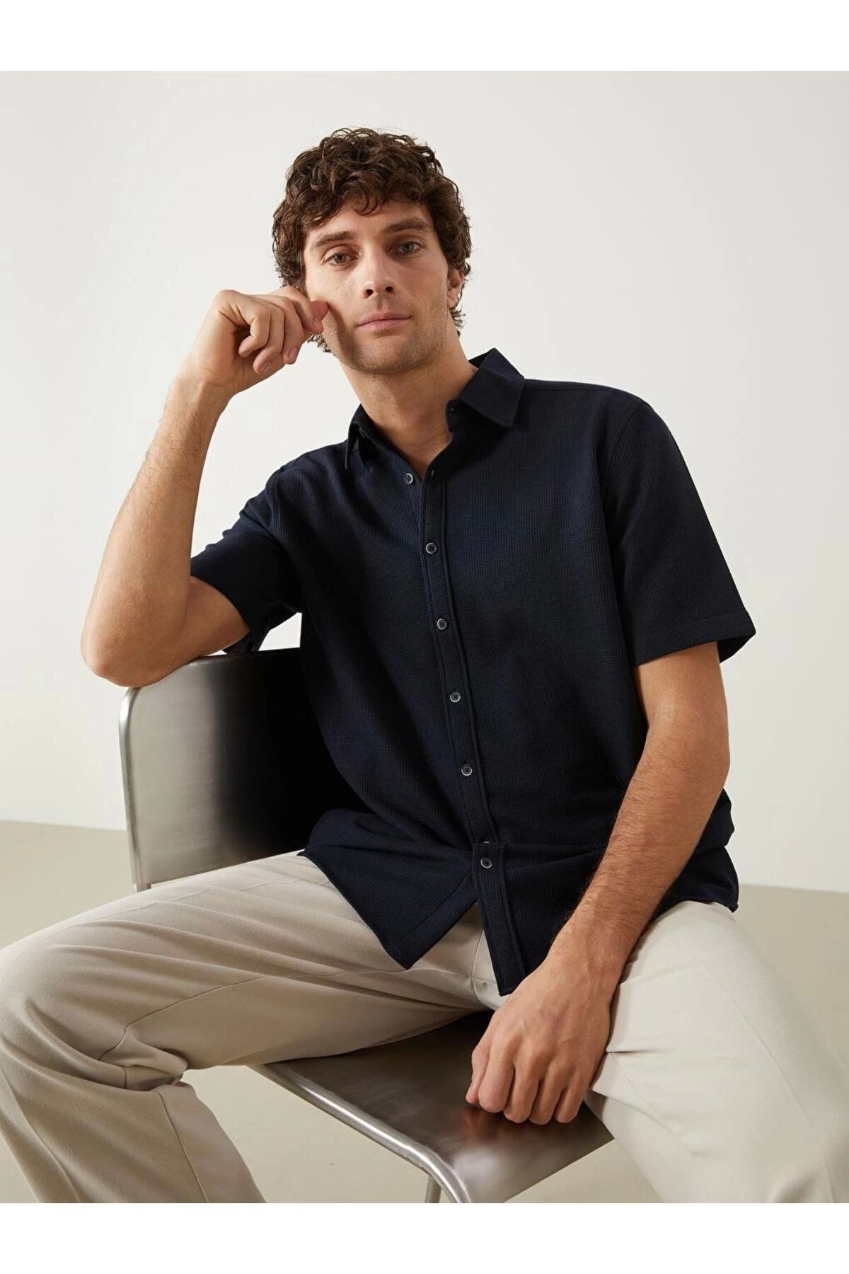 Store SOUTHBLUE Regular Fit Kısa Kollu Erkek Dokulu Gömlek