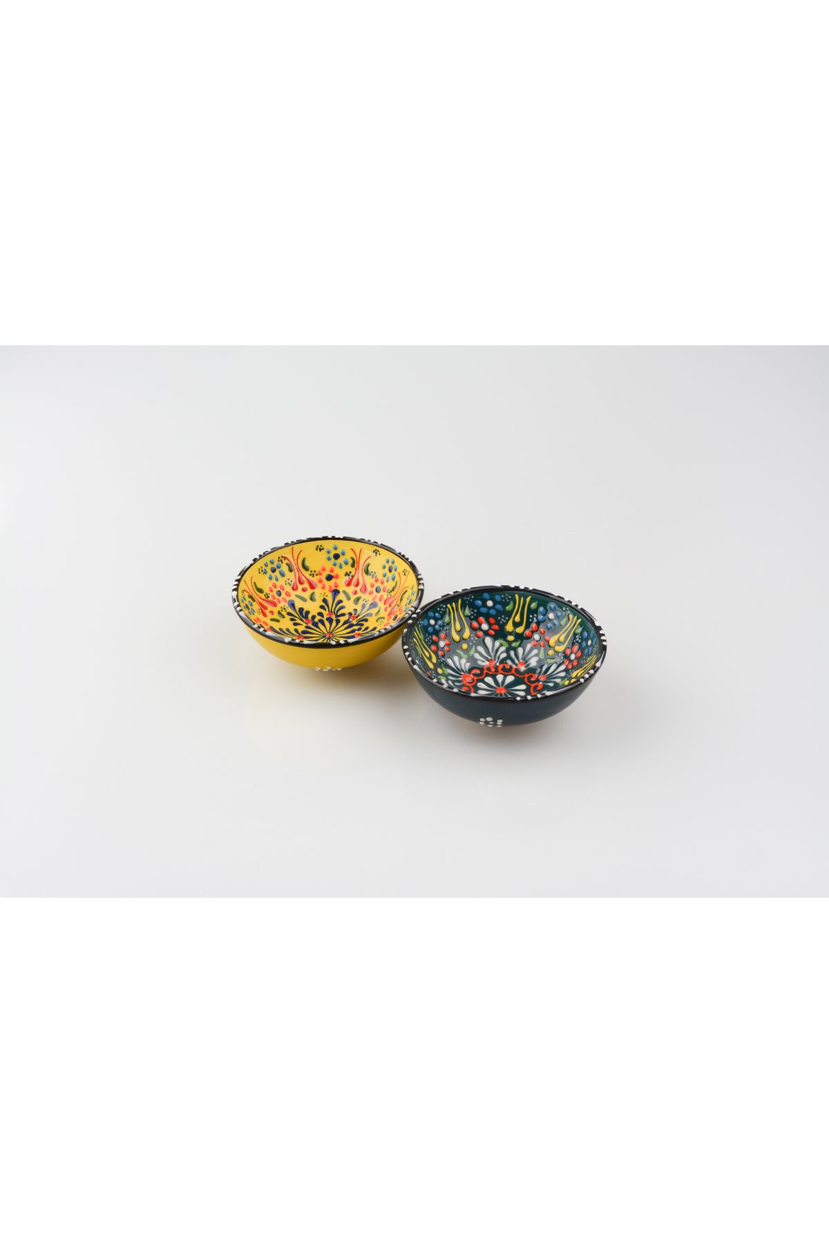 ADEN LİNA ART WORKSHOP 2Adet El Yapımı Koyu Yeşil-Sarı Lale Motifli Orta Boy (10cm Çapında) Seramik Kase Takımı-Hand Made