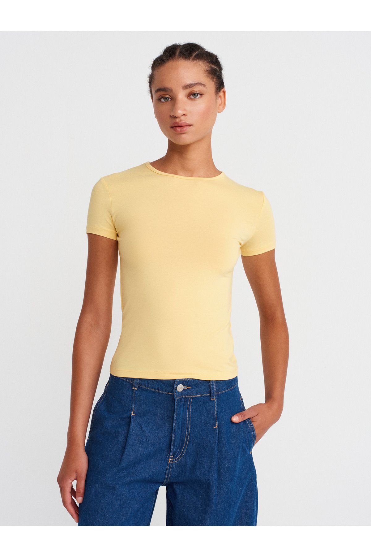 Dilvin 31906 Vücuda Oturan Kısa Kollu T-shirt-Sarı