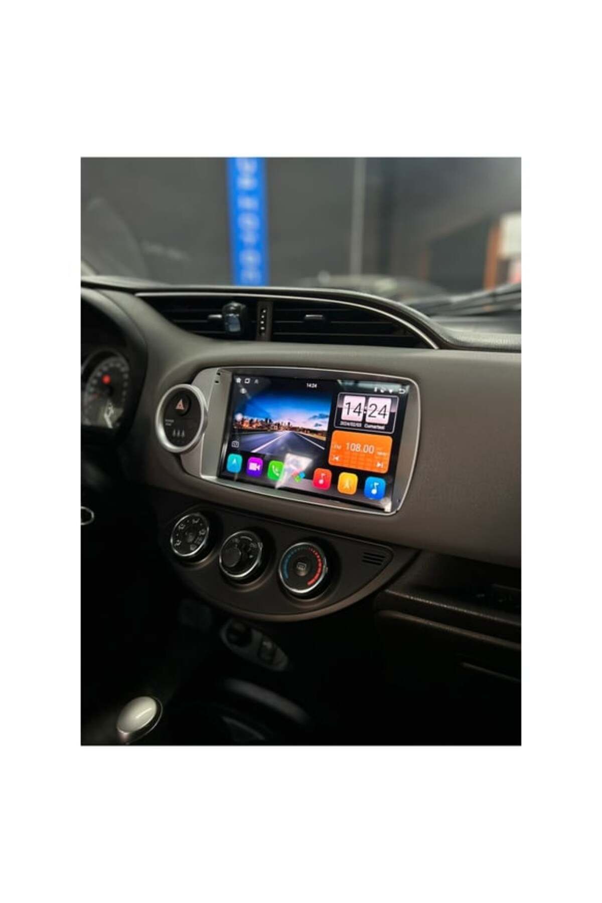 SOUNDCİTY TOYOTA YARİS 2012-2018 UYUMLU MULTİMEDYA CARPLAY EKRAN SETİ 4 GB RAM 64 HAFIZALI