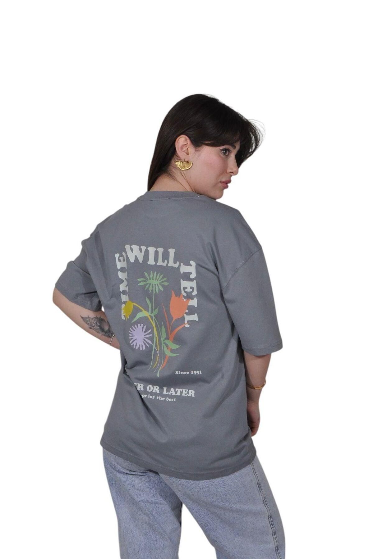 libukes Sooner Or Later Yazılı Lale Tasarım Baskılı Oversize Füme T-shirt