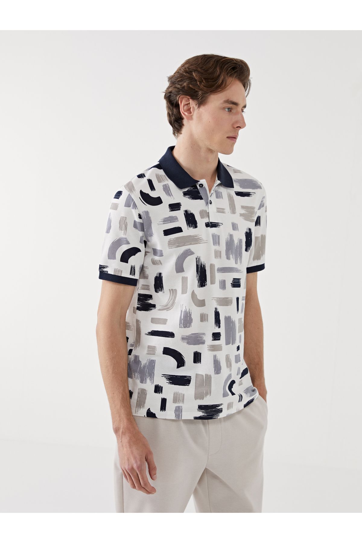 LC Waikiki Polo Yaka Kısa Kollu Desenli Pike Erkek Tişört