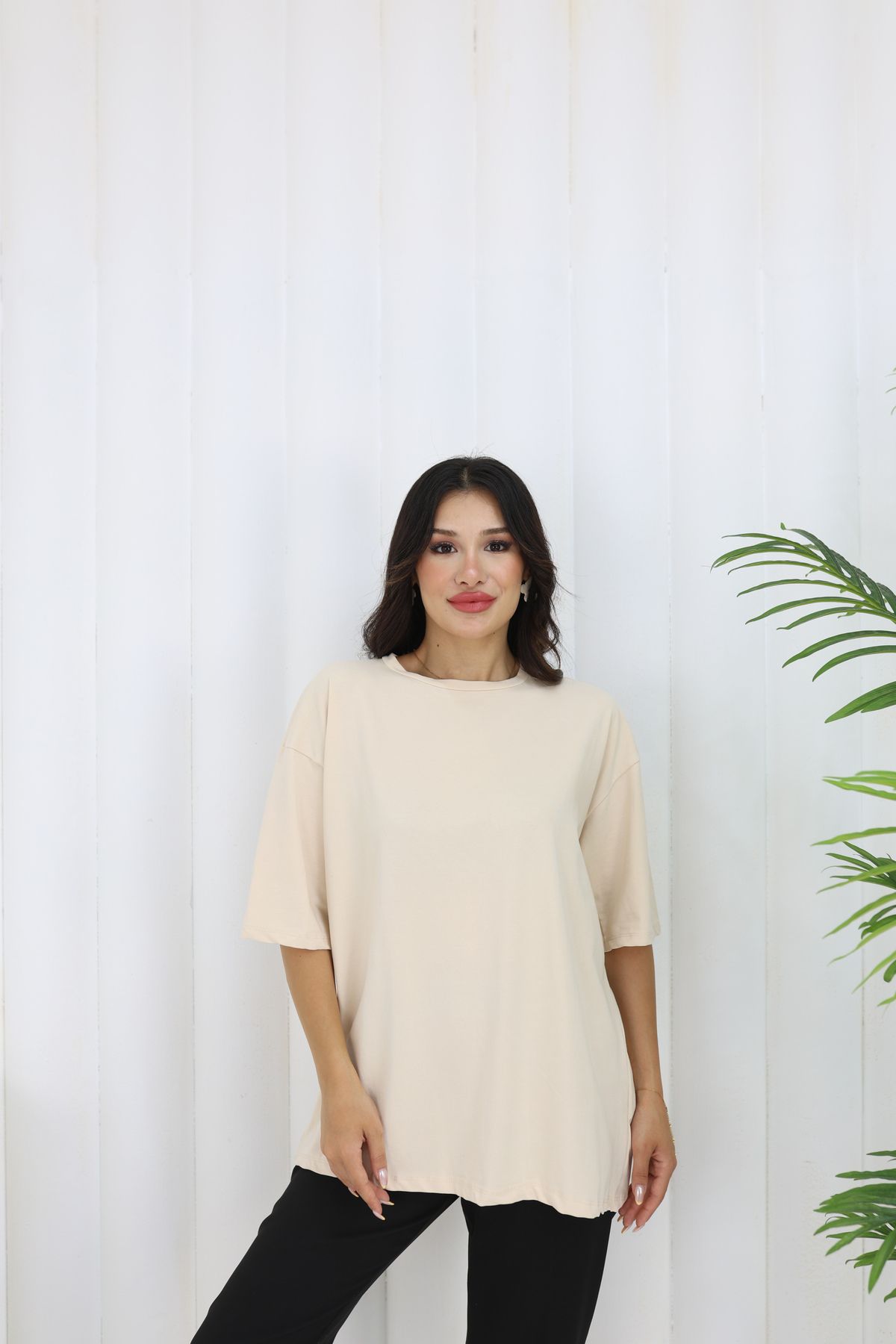 MODA AKGÜN OVERSIZE PAMUKLU LİKRALI T-SHİRT