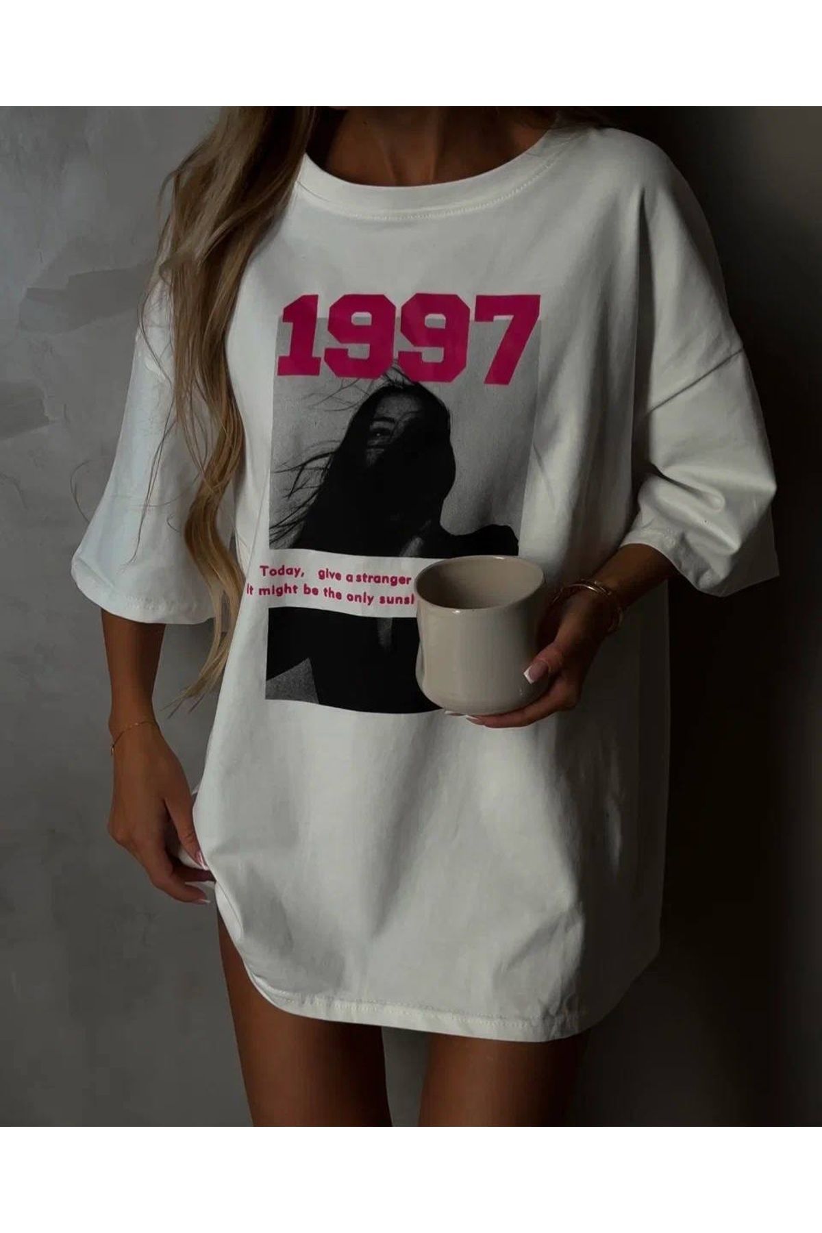 GUARAZ Kadın %100 Pamuk Oversize Fİt Bisiklet Yaka Baskılı Yazlık Beyaz T-shirt