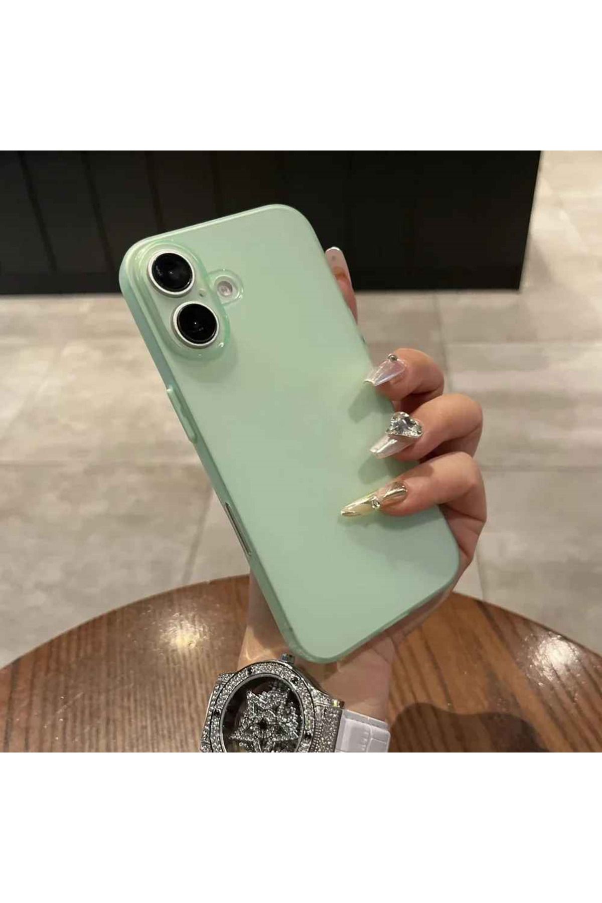 EDELFU iPhone 16 PLUS ince (0.03mm) Hafif Koruyucu Slim Kapak Mat Doku Yumuşak Kılıf