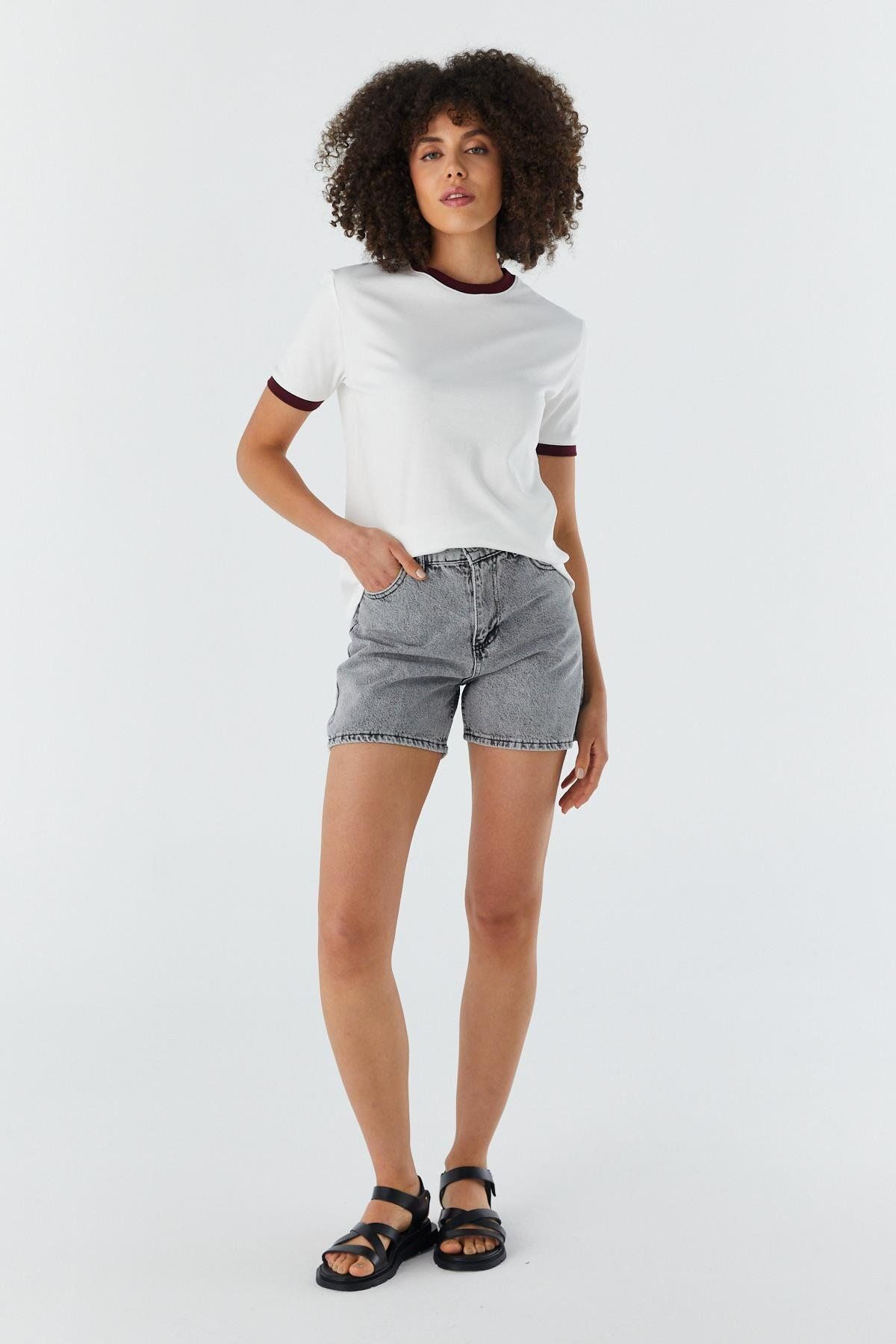 Shopping Shop Şerit Detaylı Bluz BEYAZ