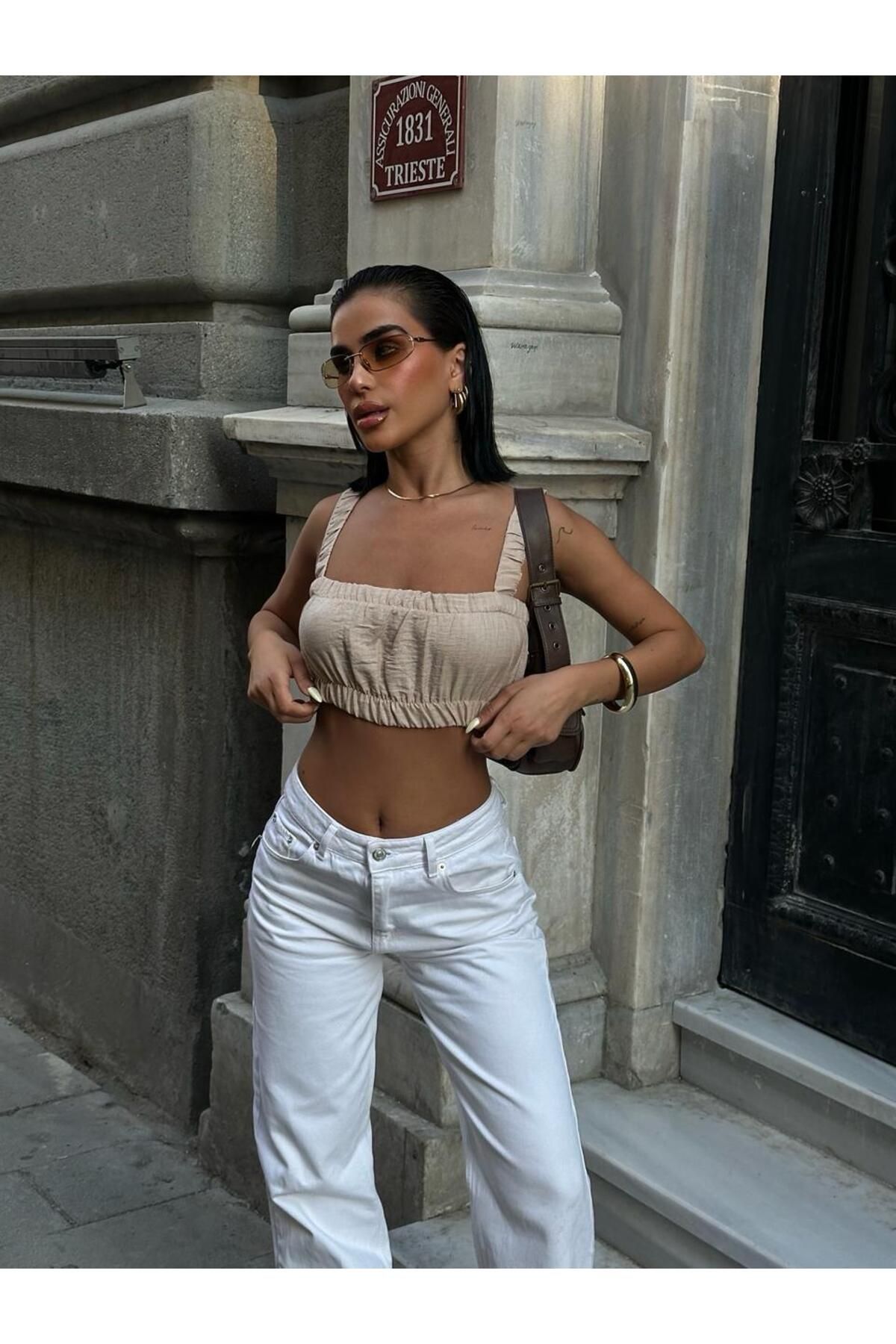 Les Séduisantes c.a. Keten Crop Bluz