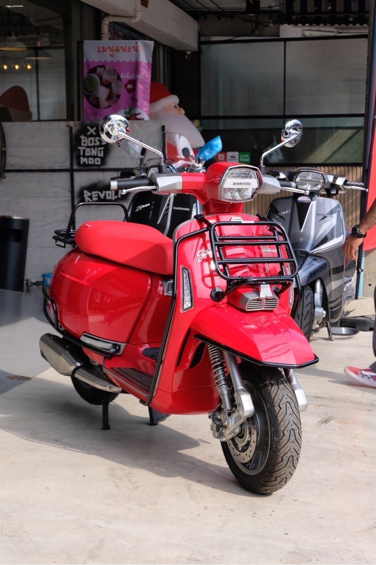 Friendship Lambretta G 350 Ön Çamurluk Koruma Demiri *Siyah* / Friendship