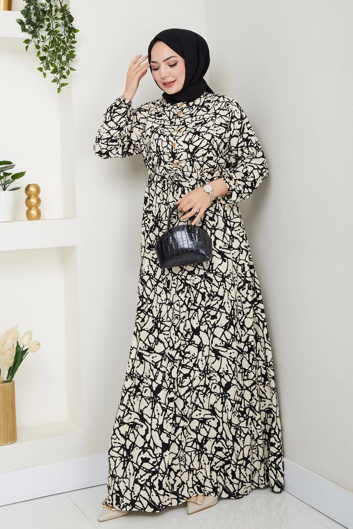 Moda MSK Fırça Desen Yarım Düğmeli Elbise Krem
