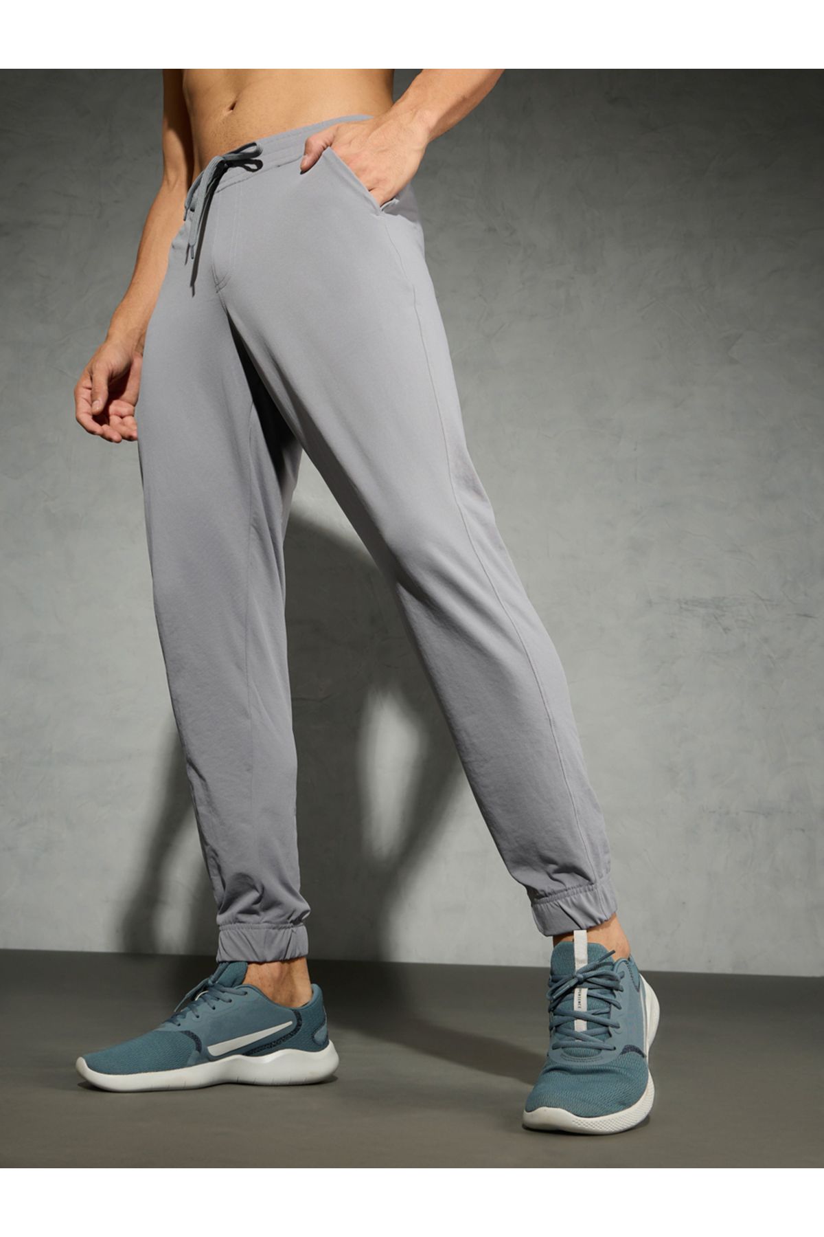 Technosport By Styli-Mid Rise Stretch Joggers with Drawstring 4