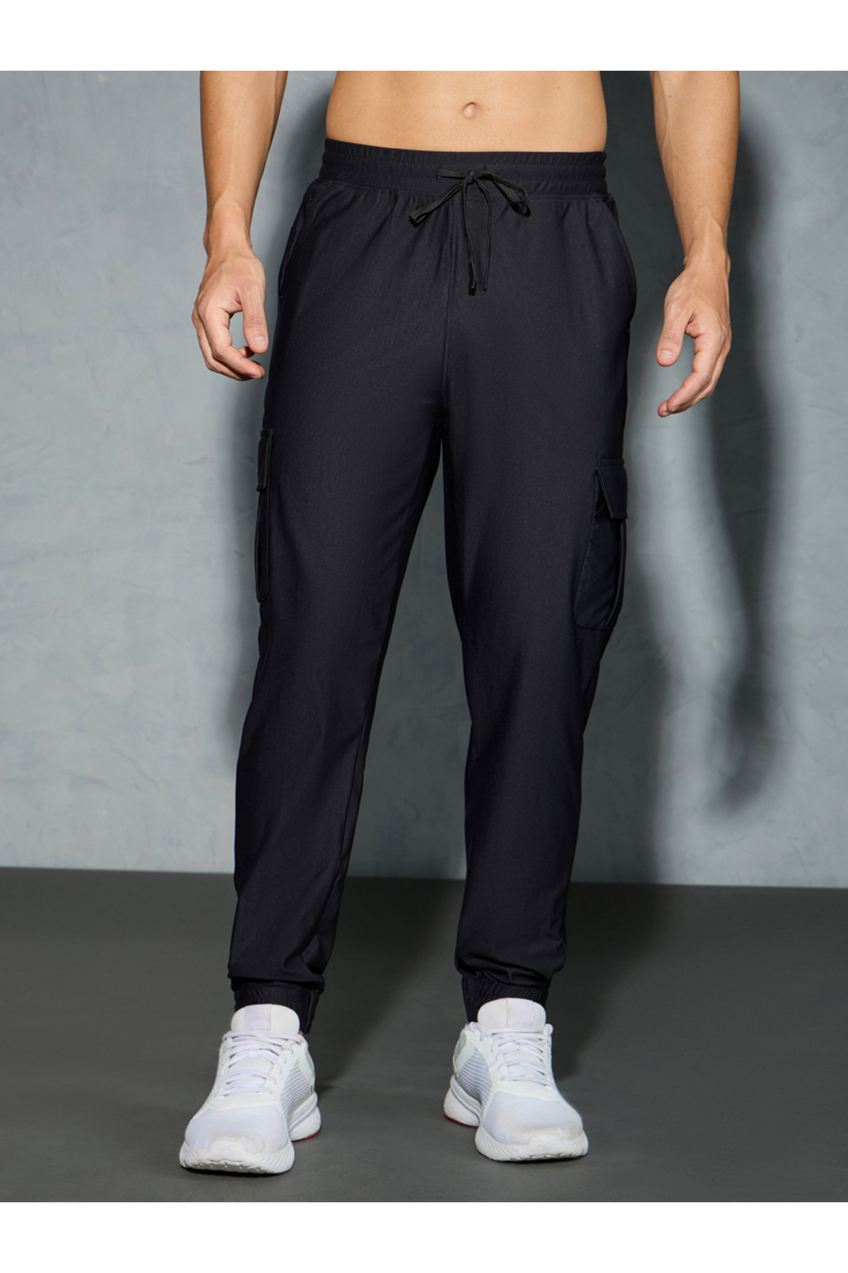 Technosport By Styli-Solid Regular Fit Cargo Joggers with Drawstring 3