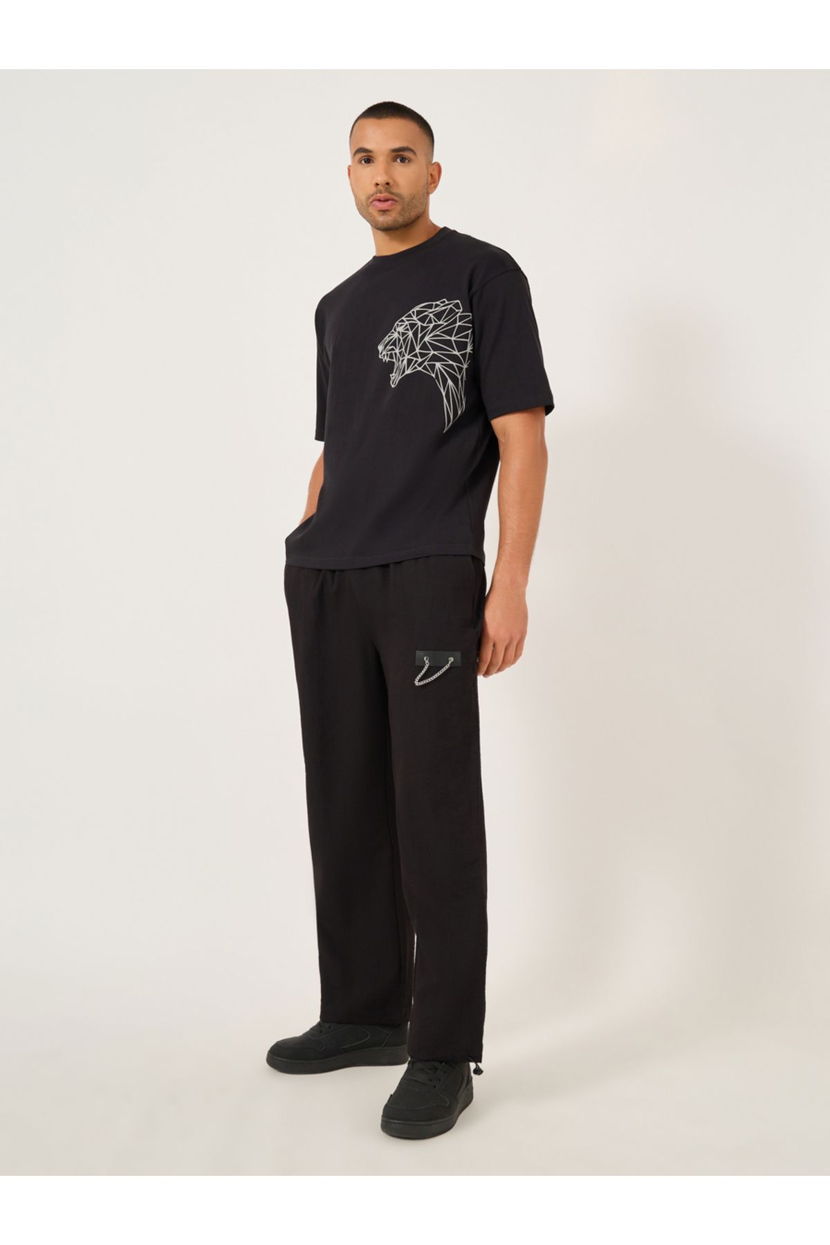 Take Two By Styli-Solid Drawstring Waist Relaxed Fit Pants with Chain Detail 2