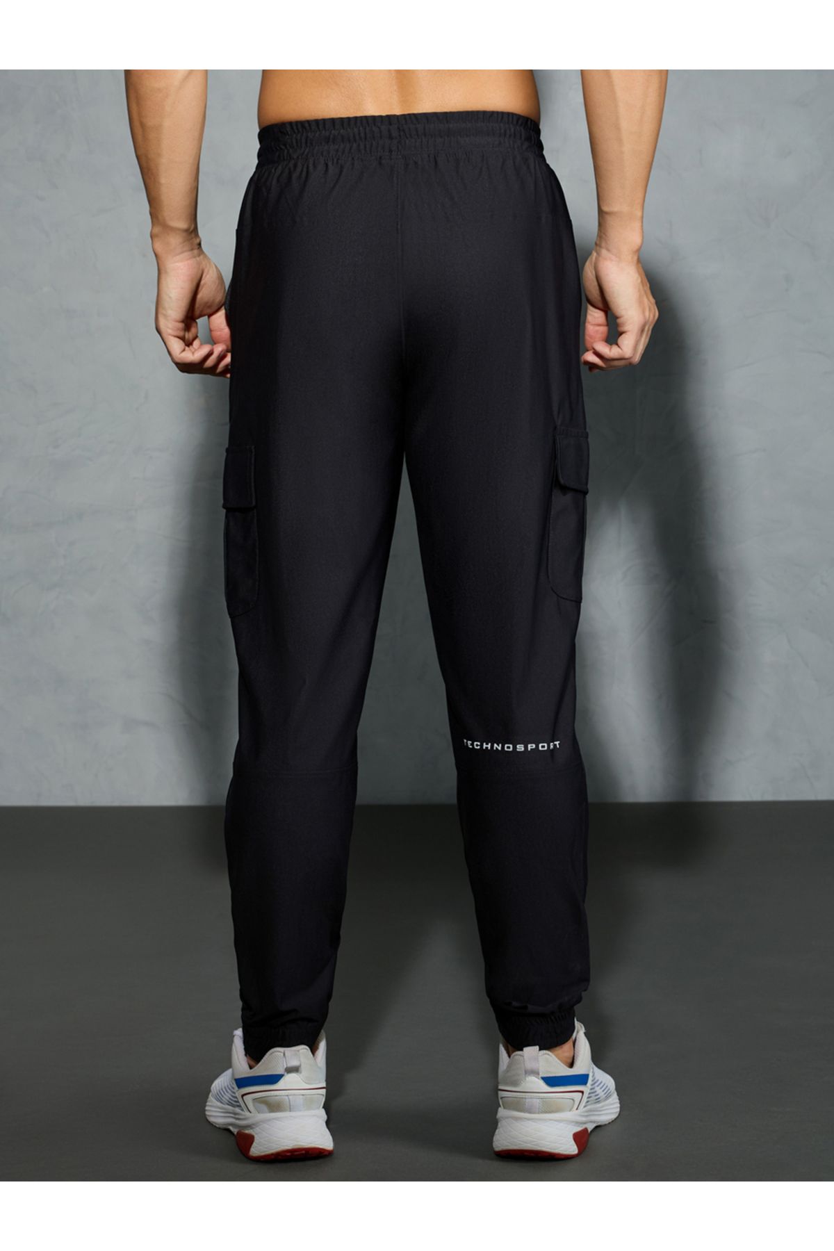 Technosport By Styli-Solid Regular Fit Cargo Joggers with Drawstring 4