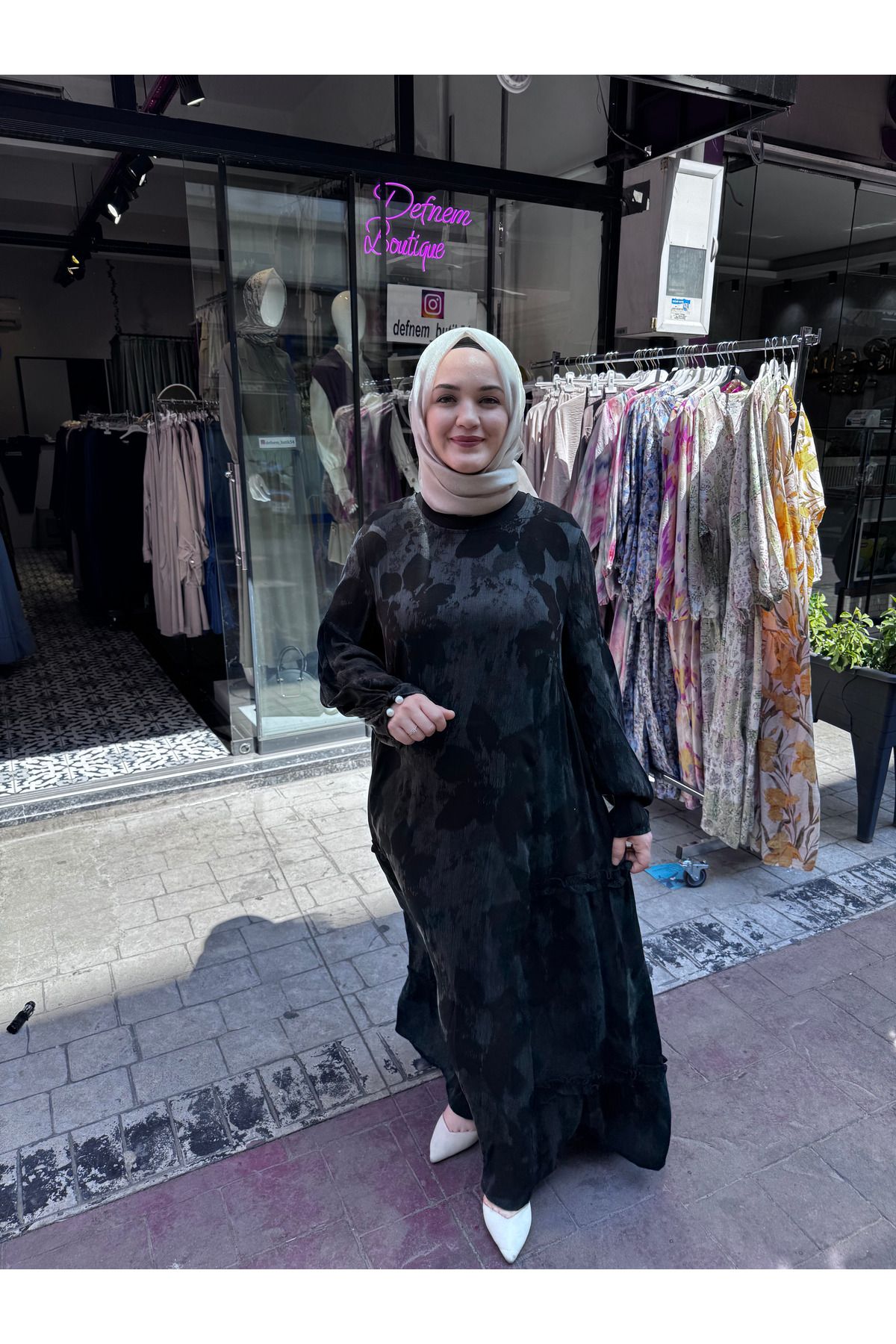 DEFNEMBUTİK54 Lissmore yuvarlak yaka siyah Desen Elbise