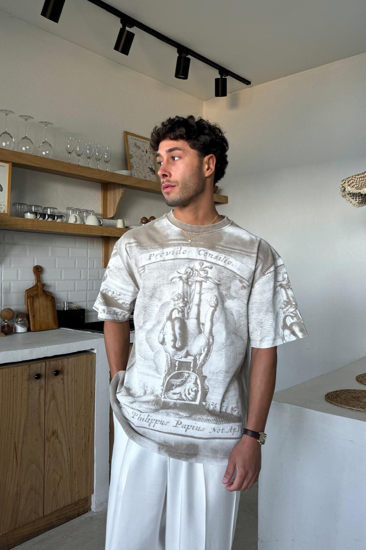 Flaw Wear Provido Consilios Baskılı Tişört