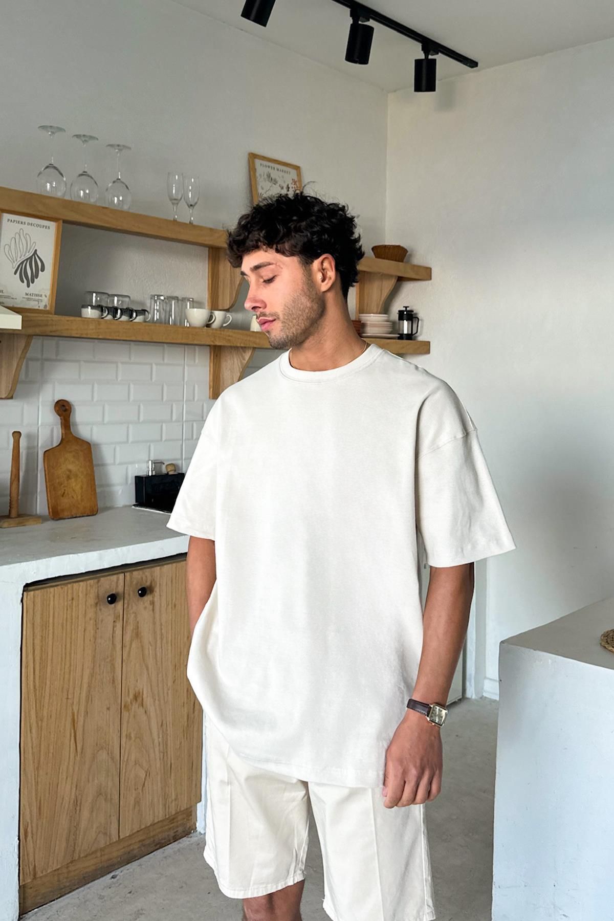 Flaw Wear Ekru Basic Oversize Tişört