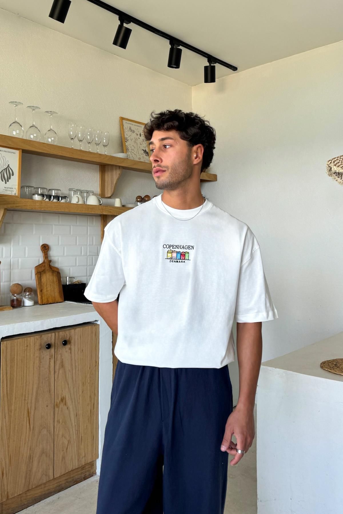 Flaw Wear Ekru Copenhagen Nakışlı Tişört