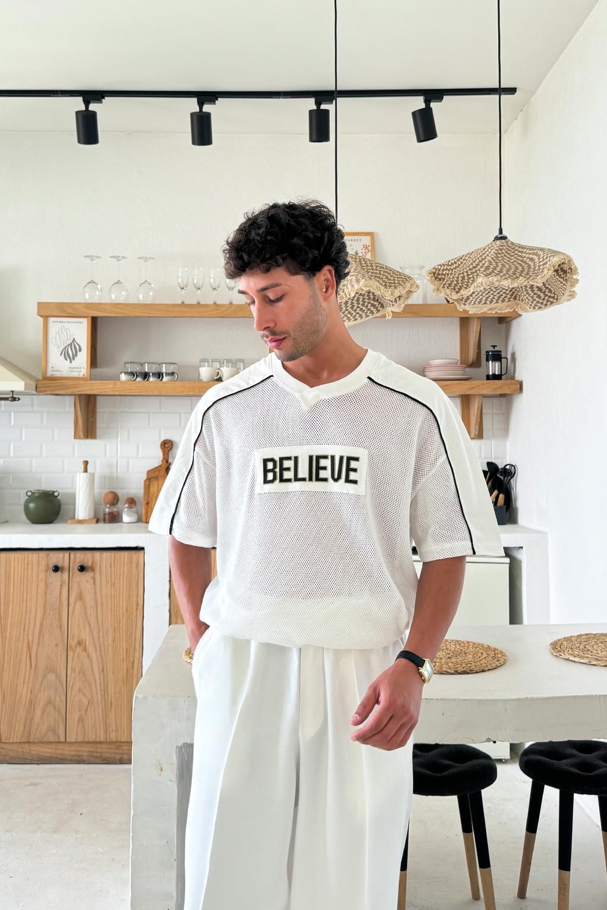 Flaw Wear Beyaz Believe Baskılı Triko Tişört