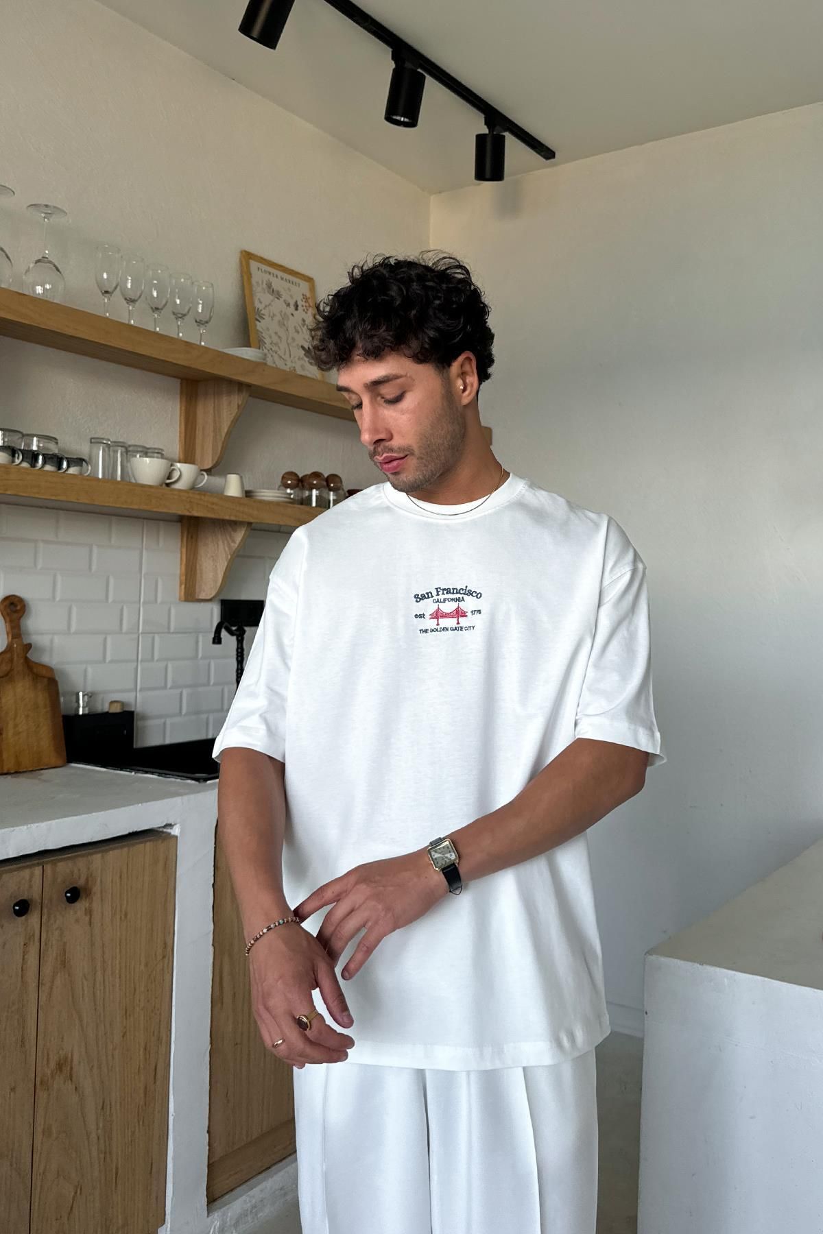 Flaw Wear Beyaz San Francisco Nakışlı Tişört
