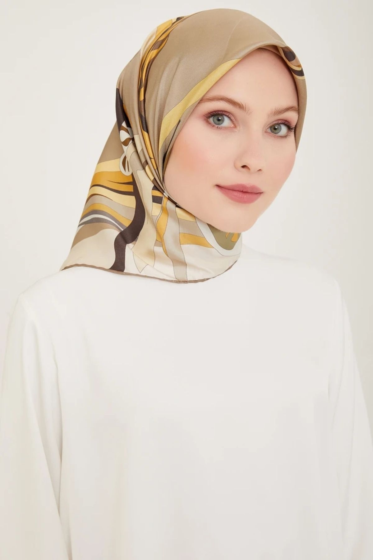 Belli Twill İpek Eşarp 4017D Çiçekli Desen Haki-Bej-33