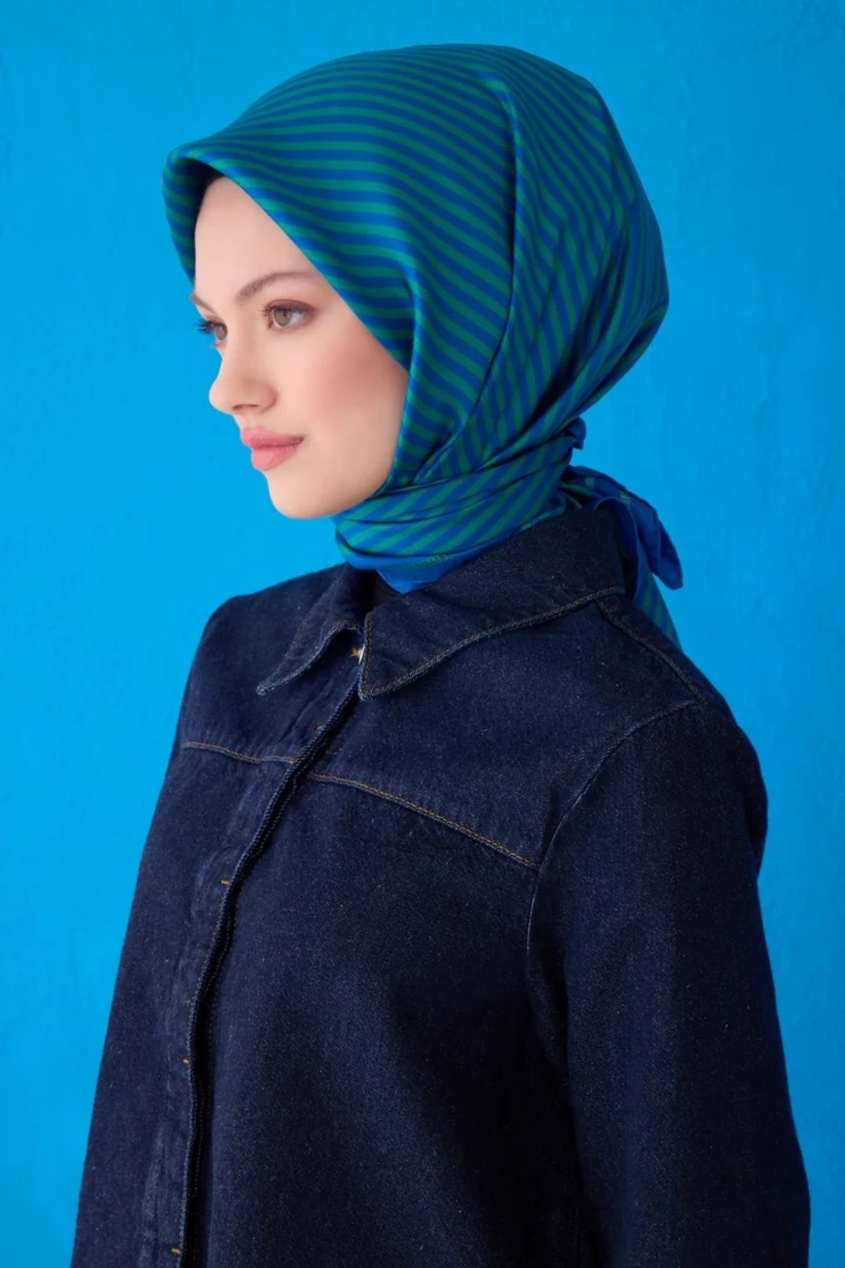 Belli Twill İpek Eşarp 4115D Çizgili Desen İndigo-