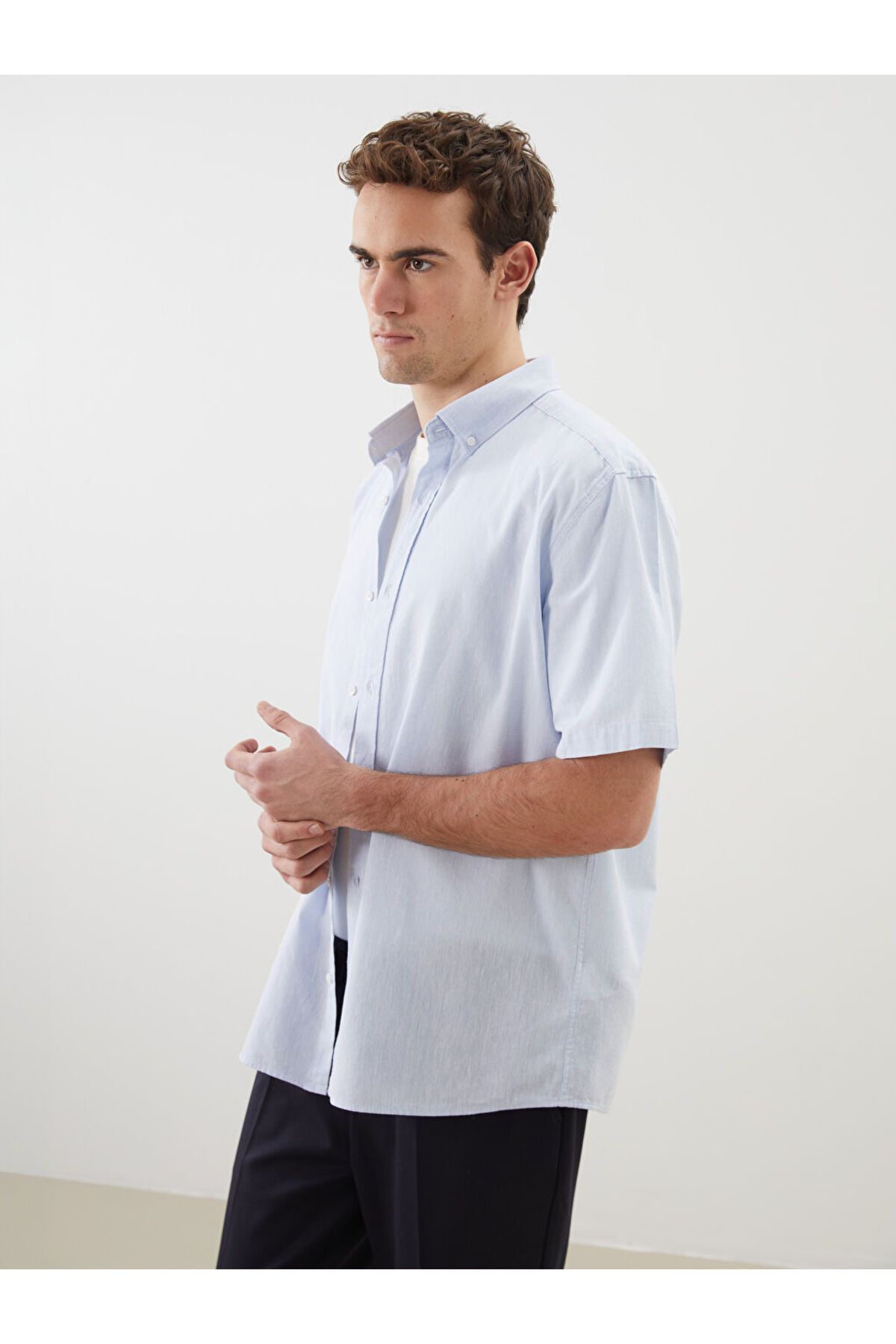 LC Waikiki Regular Fit Kısa Kollu Keten Karışımlı Erkek Gömlek