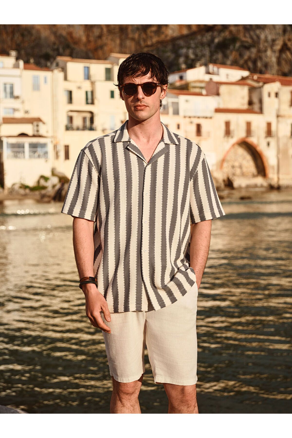 LC Waikiki Regular Fit Kısa Kollu Çizgili Erkek Gömlek