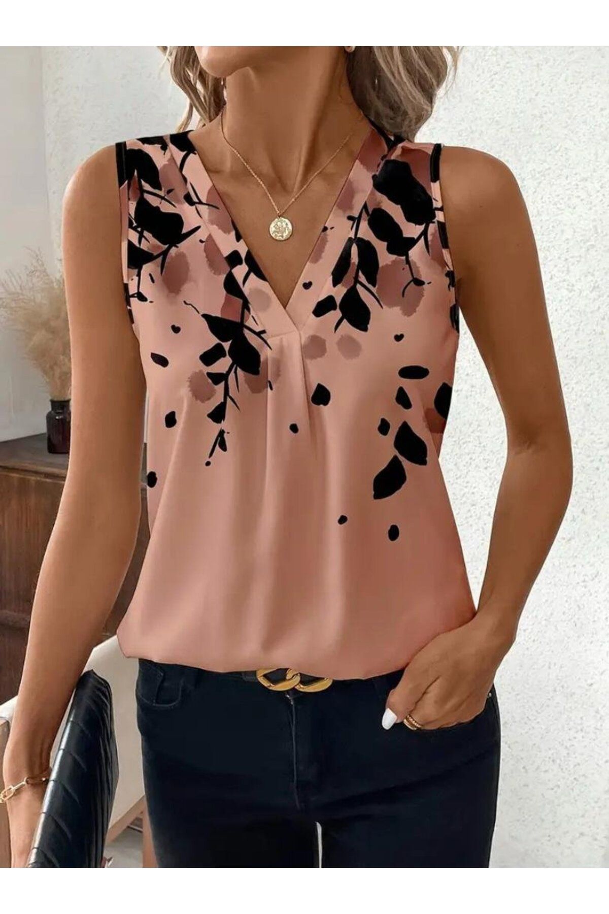 Moda Monisa Kadın Yaprak Tasarımlı Baskılı Kolsuz Bluz - V Yaka Süprem Kumaş - Yazlık Üst