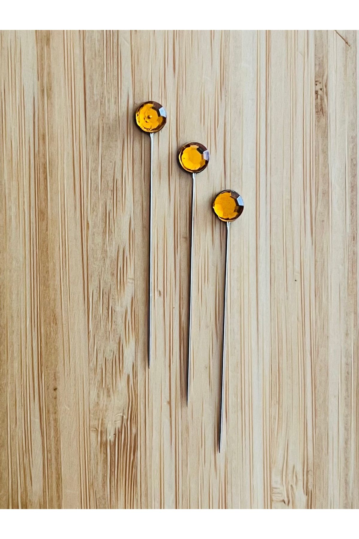 Öztürk Taşlı Şal Eşarp İğnesi. 38mm. 3'lü Paket. Turuncu.