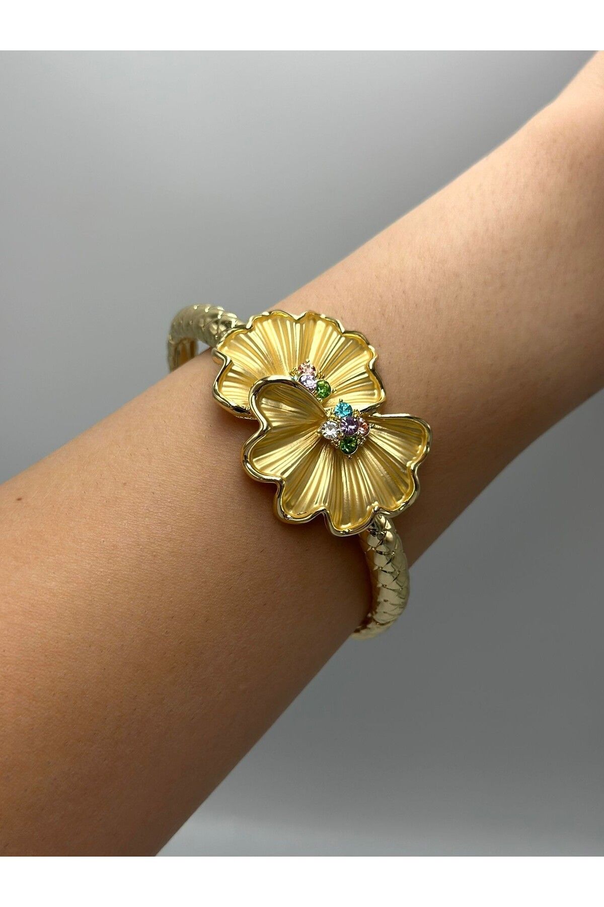 MyladyAccessoriess Renkli Zirkon Taş Detay Çiçek (Çelik)