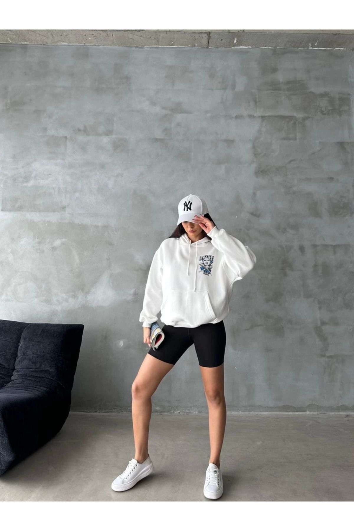 ZORM 3 iplik şardonlu oversize compact kafa baskılı sweat beyaz