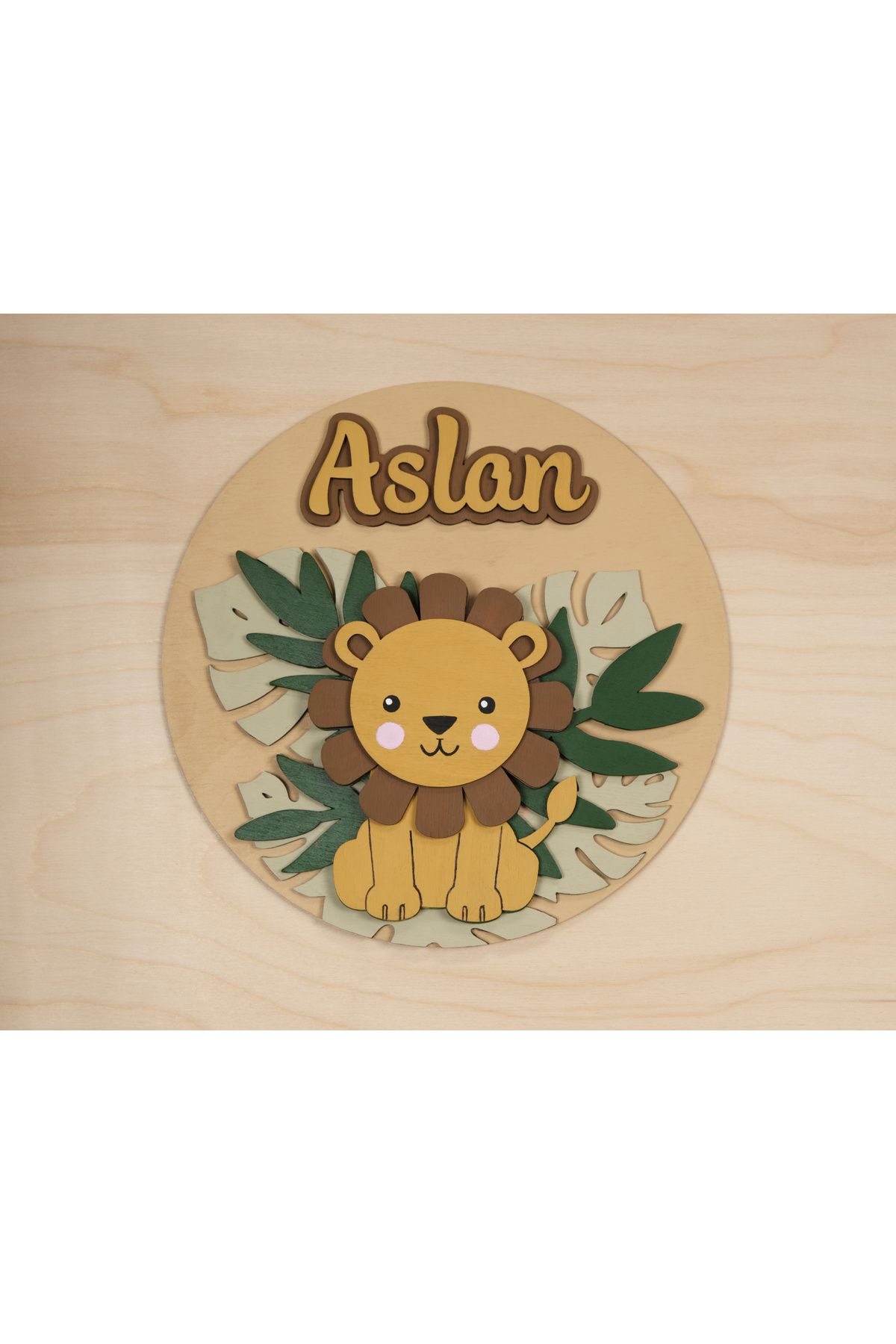 AngelicArt Kişiye Özel İsimli Aslan Temalı 3D Ahşap Duvar Panosu - Çocuk Odası Dekorasyonu (El Yapımı)
