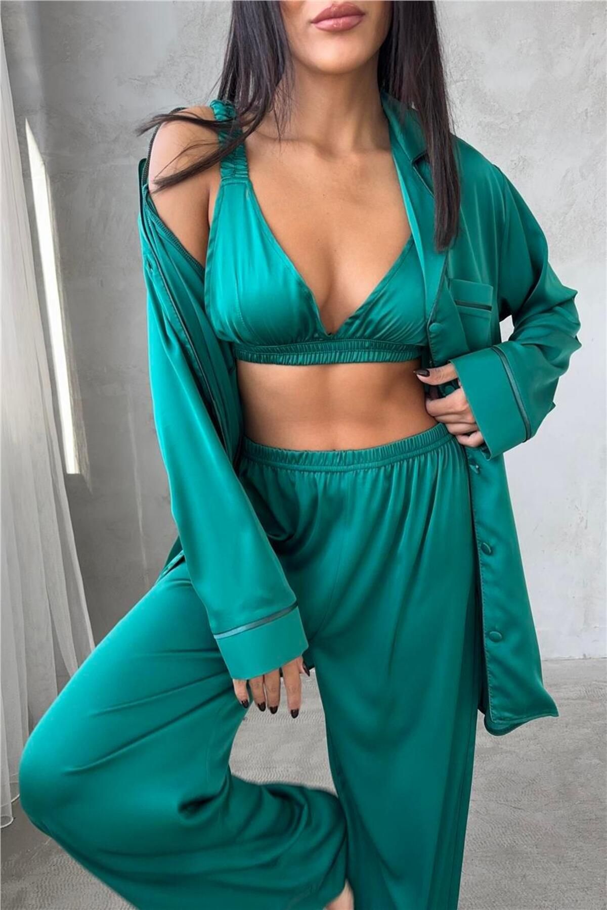COCCOLARSI Vento Della Notte Zümrüt Yeşili Saten Uzun Üçlü Pijama Takımı