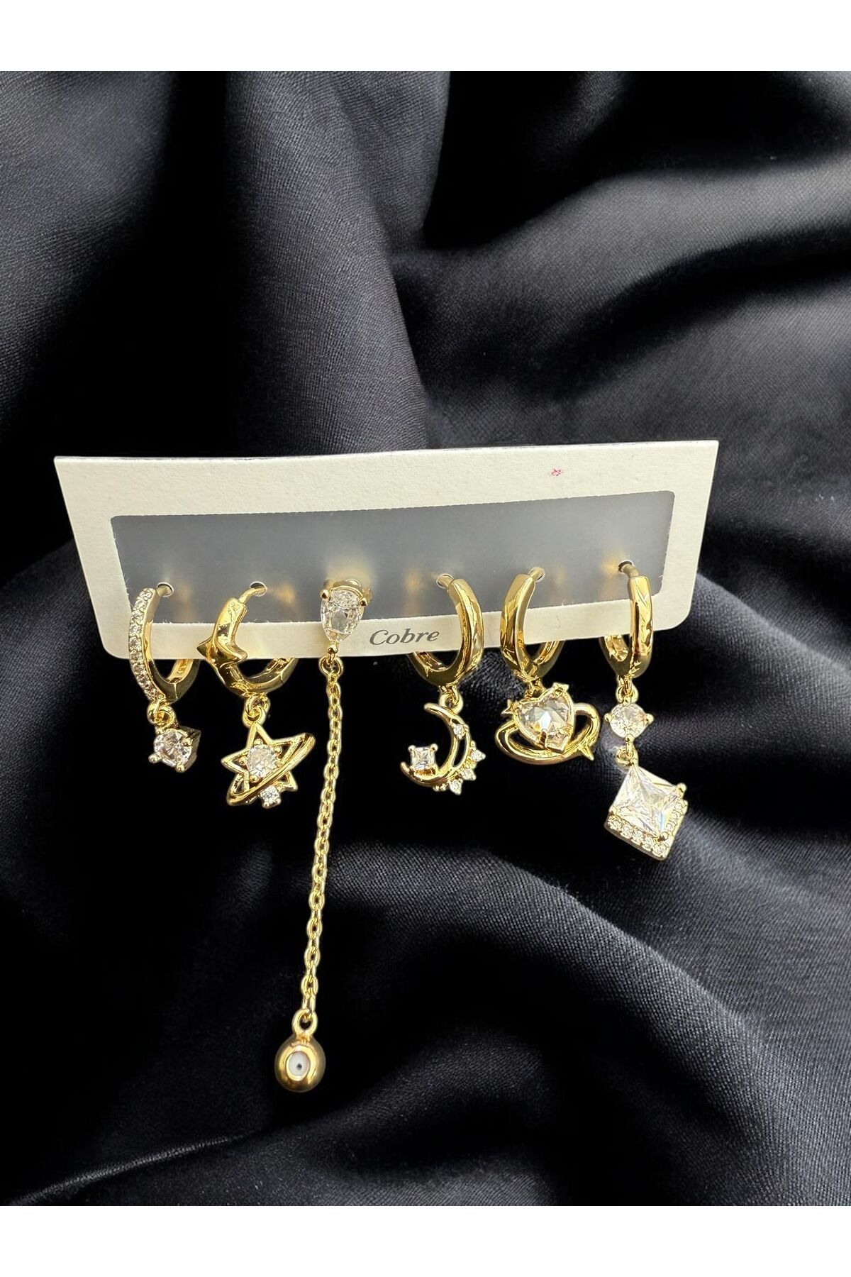 AKMNY BOUTIQUE Çoklu Gold Çelik Küpe