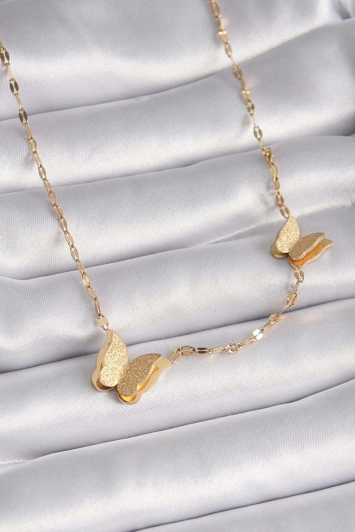 AfraBeauty 316L Çelik Gold Renk Simli Kelebek Model Kadın Kolye