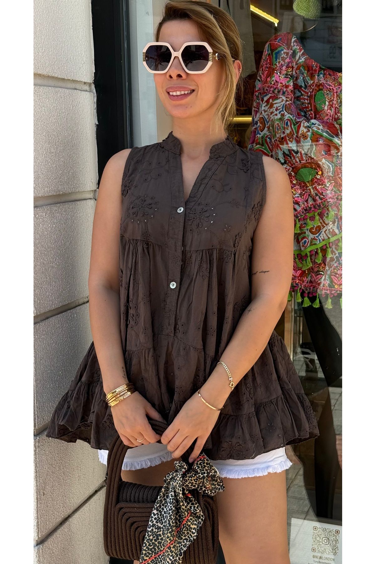 New London Kadın Brode Detaylı Kloş Tunik Gömlek
