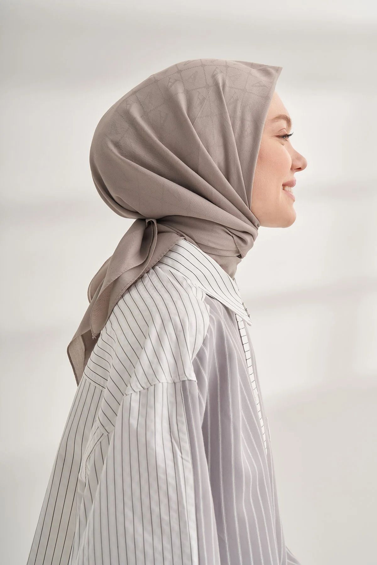 ARMANDA MONOGRAM A DESEN COTTON EŞARP