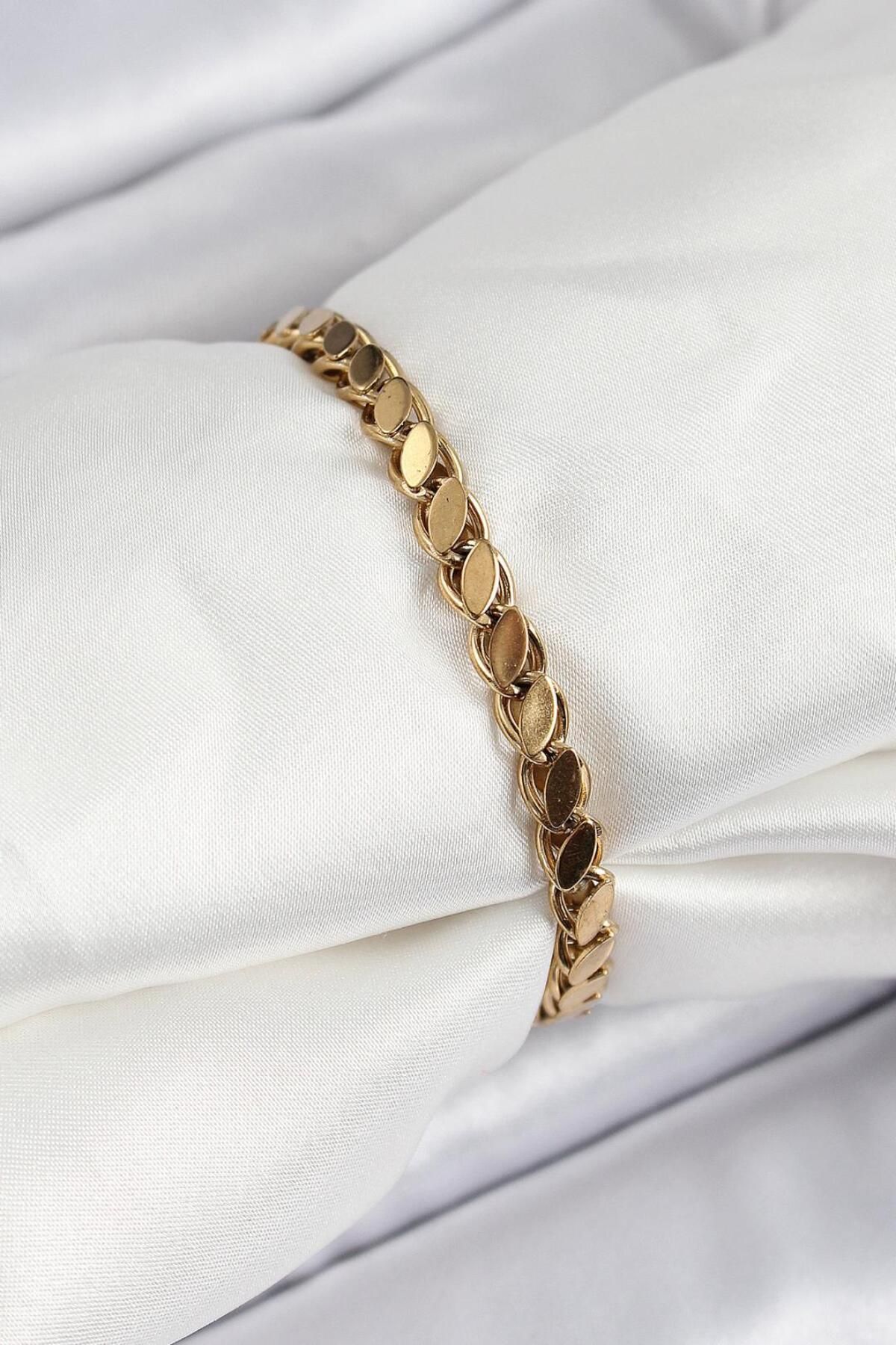 AfraBeauty 316L Çelik Arpa Model Gold Renk Kadın Bilekik