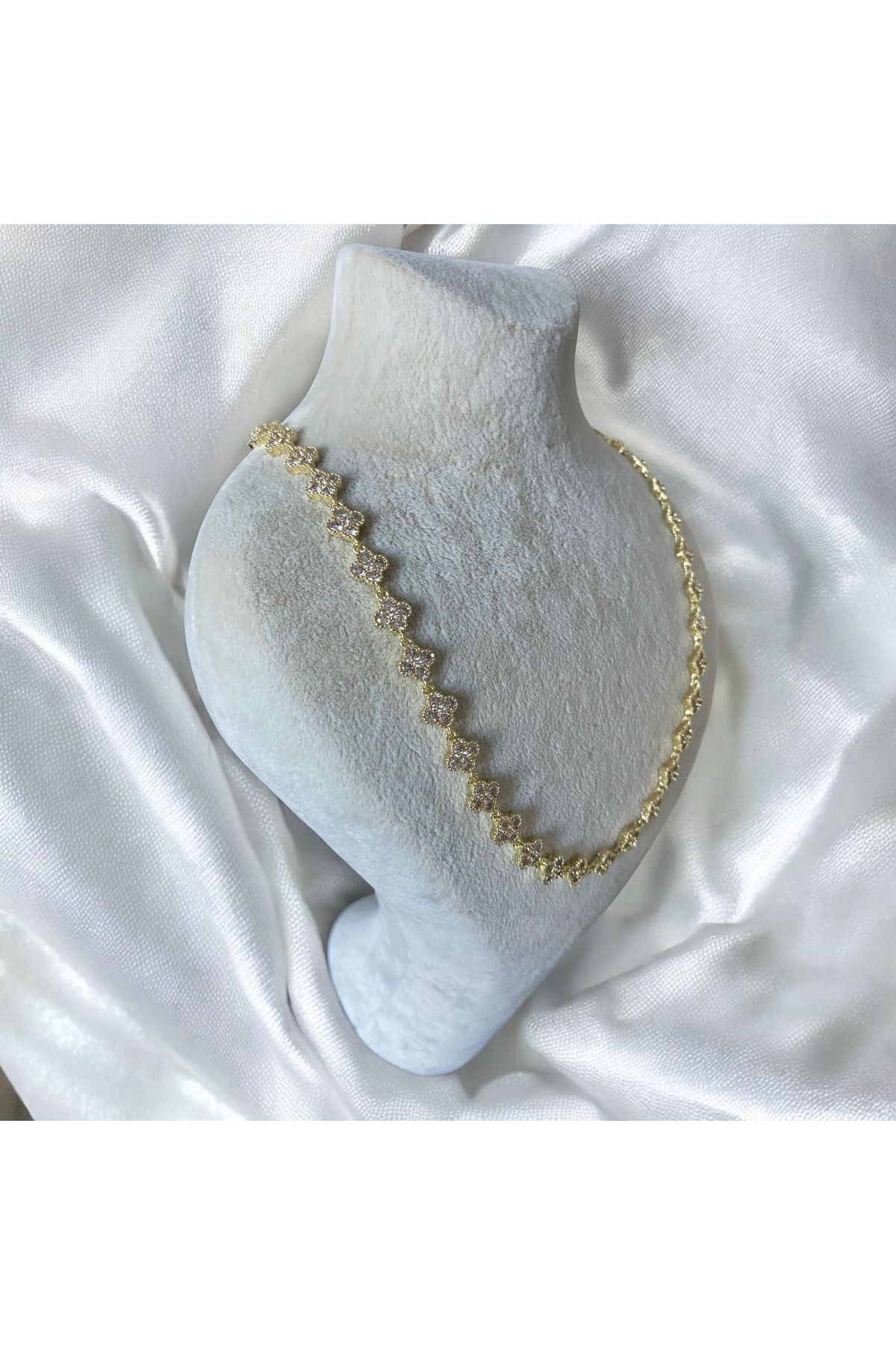 RAYM ACCESSORIES ZİRKON TAŞLI YONCA KOLYE