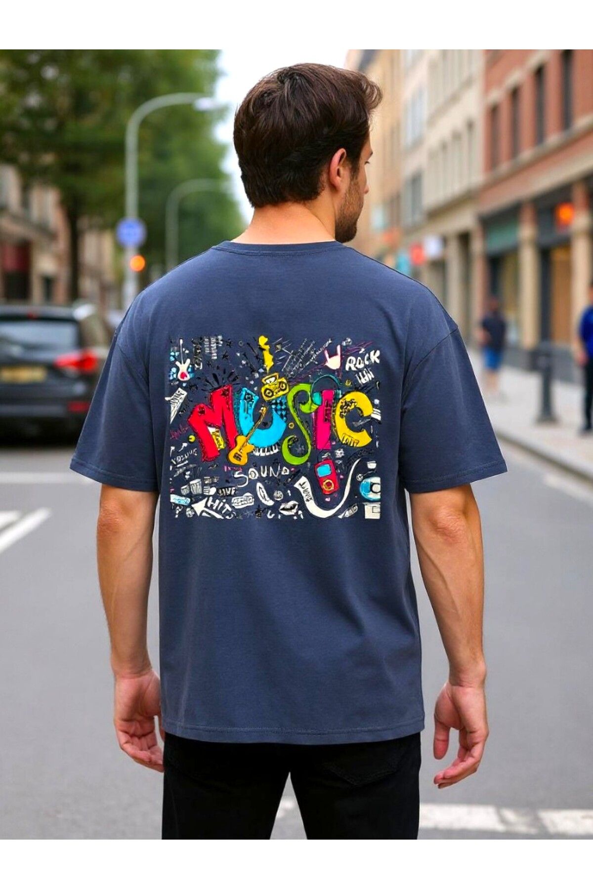 Windy Island Erkek Bisiklet Yaka Ön ve Sırt Soho & Music Baskılı Oversize T-shirt
