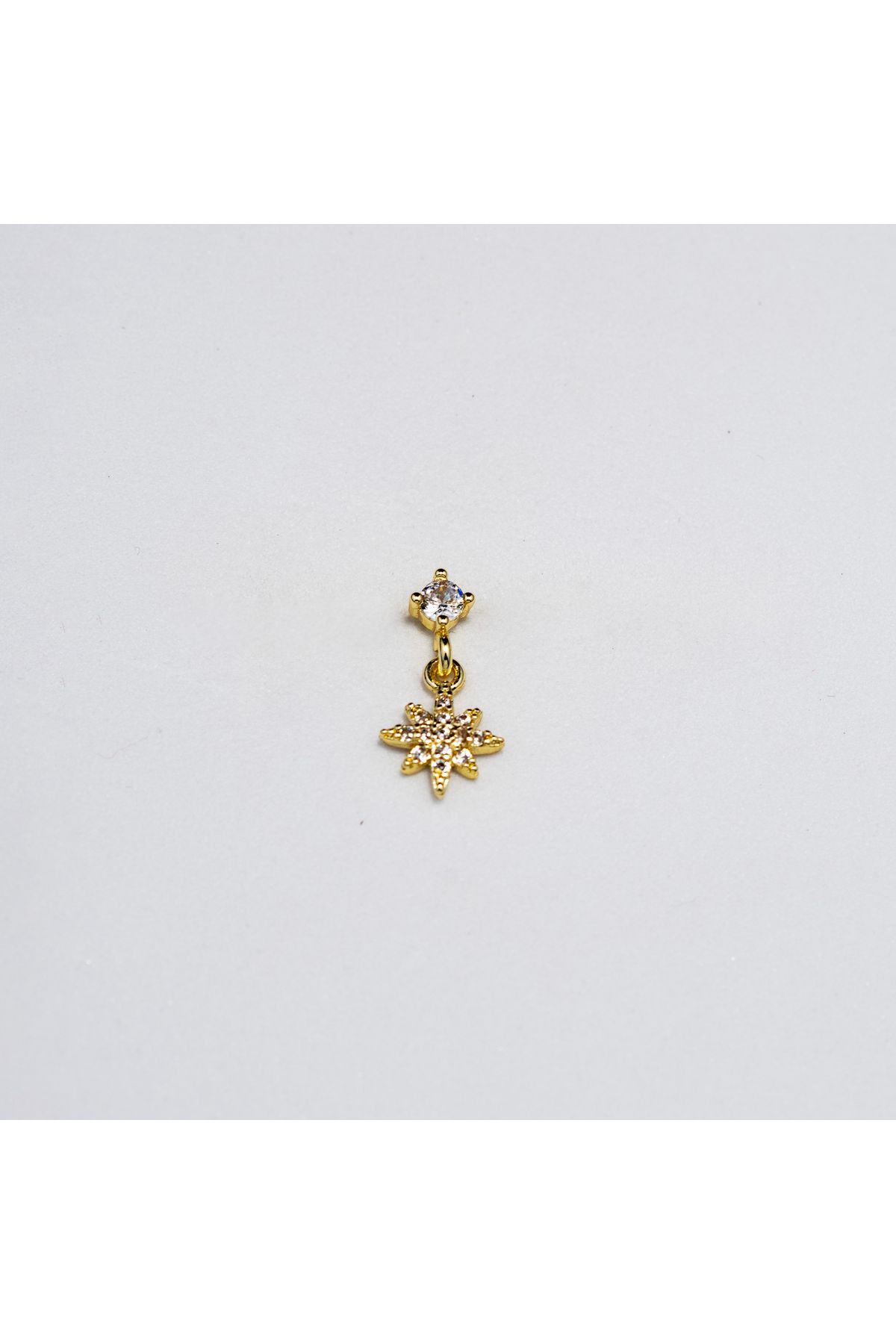 Piercing by Sever SALLANTILI KUZEY YILDIZI ÇELİK PIERCING… ALTIN/GOLD RENKLİ ve ŞEFFAF TAŞLI (TARGUS HELIX CONCH FLAT)