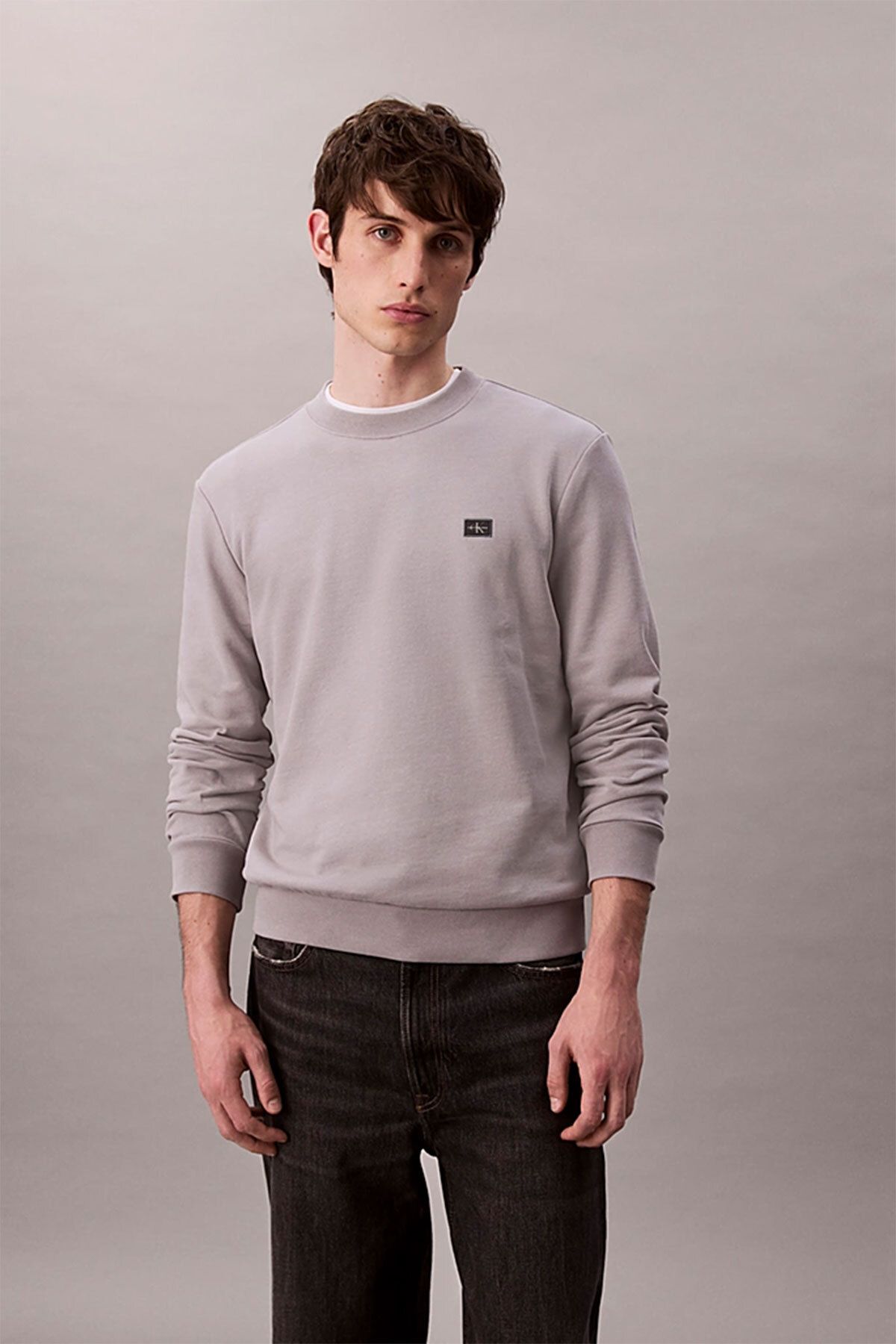 Calvin Klein Erkek LS EU 350TERRY Badge Sweatshirt - Gri