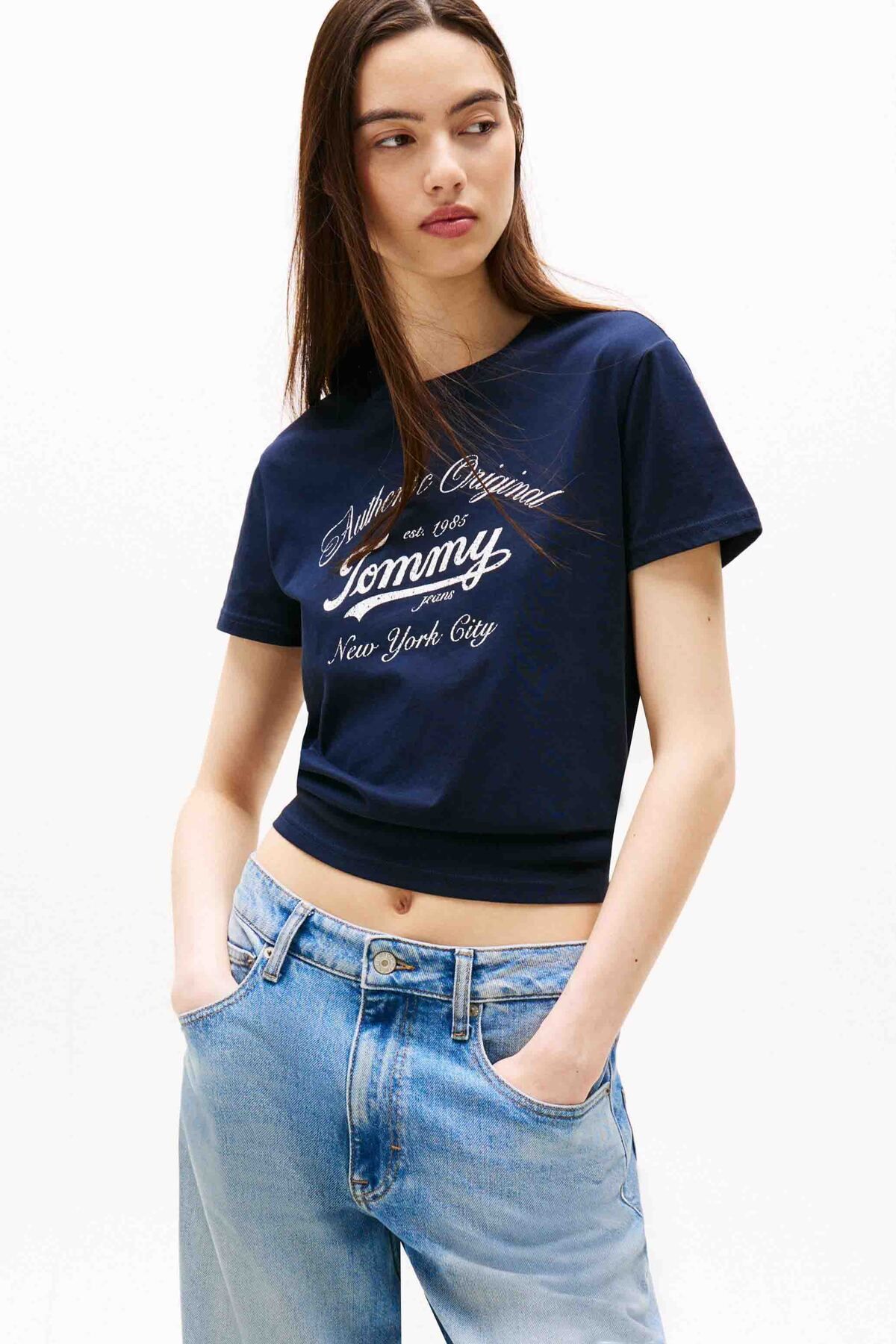 Tommy Hilfiger Kadın New York City Logo T-Shirt - Lacivert