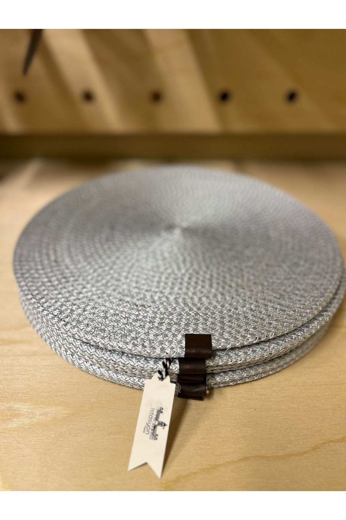 Servis İstasyon Hane 6’lı Yuvarlak Gri Supla Seti 31-32cm | Örgü Dokulu Servis Altlığı | Tabak Altlığı