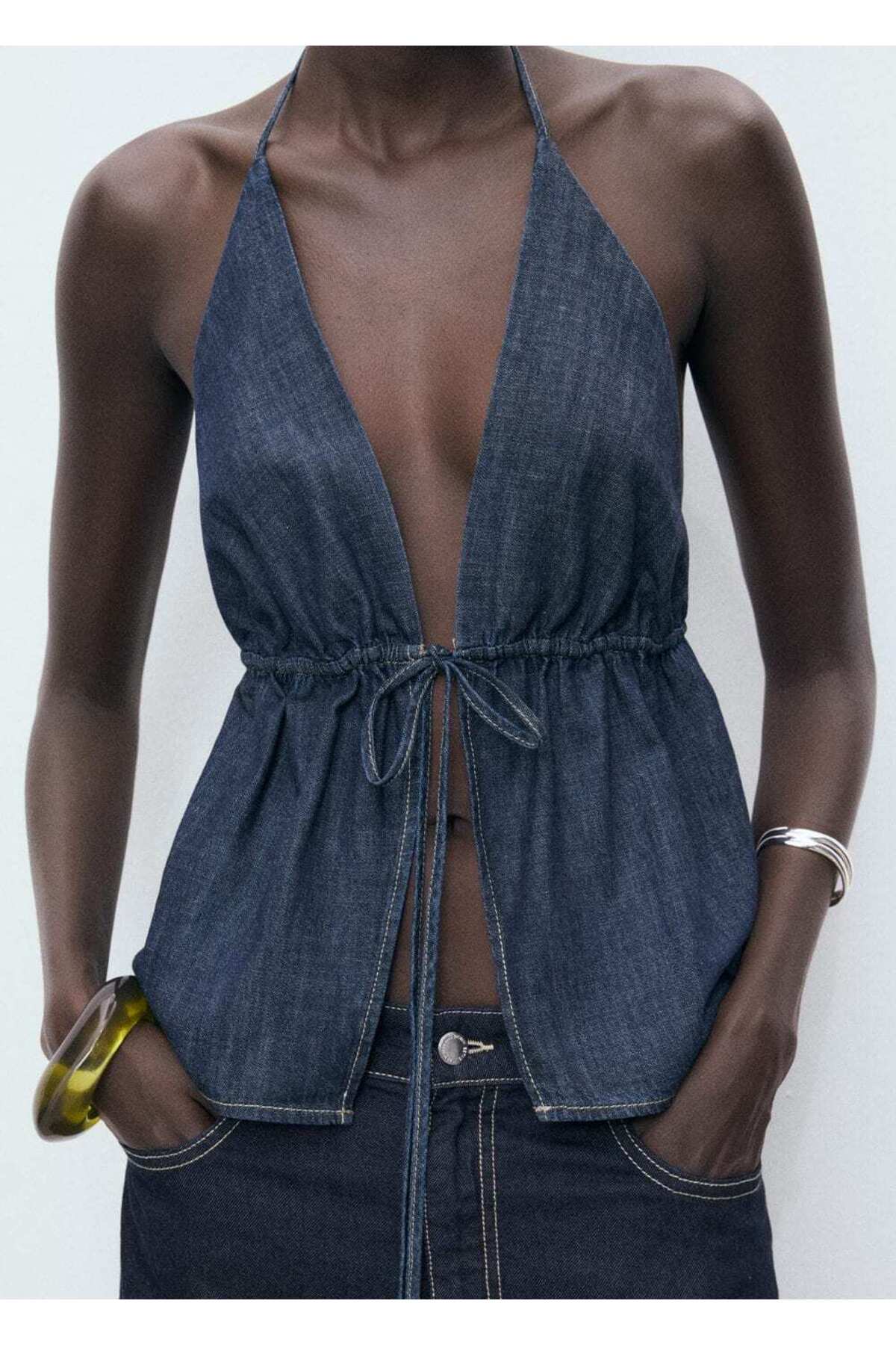 V Yaka Bağ Detaylı Denim Bluz