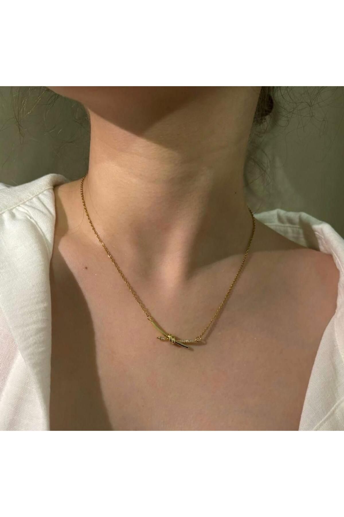 Asilce Çelik Takı Düğüm Model Kolye