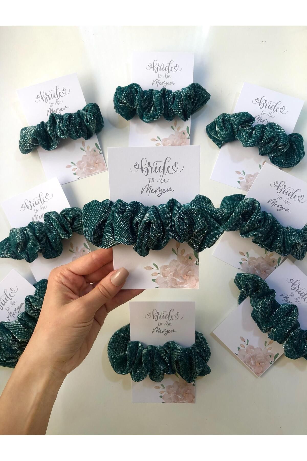 KİKİYS 12 adet Bride to be hediyeliği kına hediyeliği nedime hediyesi gelin tokası